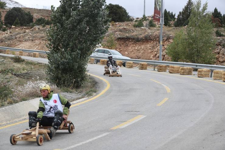 Erzincan’da Formulaz tahta araba yarışları düzenlendi 24