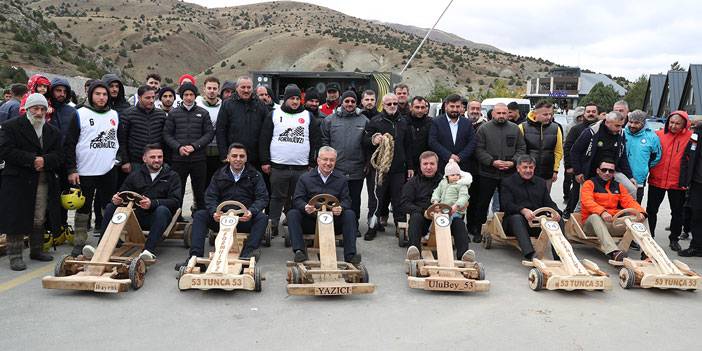 Erzincan’da Formulaz tahta araba yarışları düzenlendi