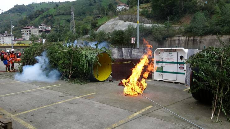 Rize'de maden sahasında yangın söndürme ve arama kurtarma tatbikatı gerçekleştirildi 14