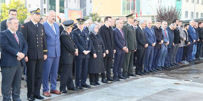 Atatürk, Rize'de törenle anıldı