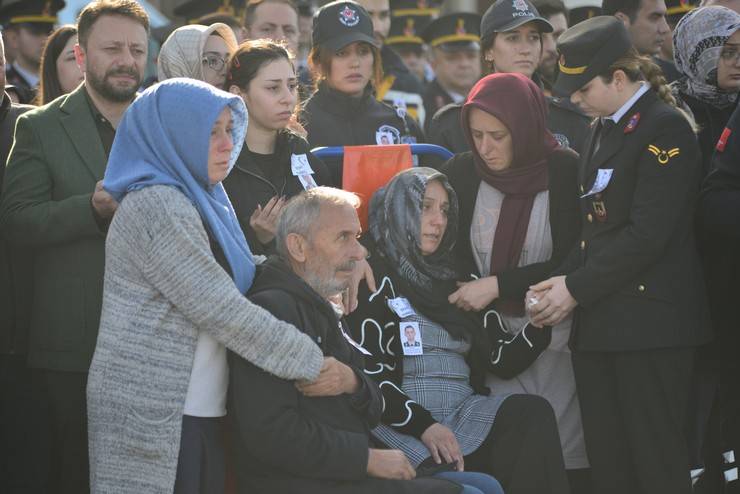 Şehit Teğmen Ceyhun Kalyoncu için Rize-Artvin Havalimanı’nda tören düzenlendi 19