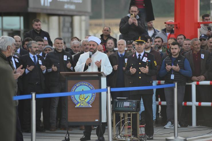 Şehit Teğmen Ceyhun Kalyoncu için Rize-Artvin Havalimanı’nda tören düzenlendi 21