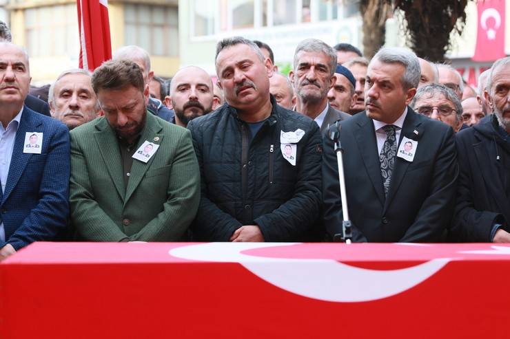 Şehit Teğmen Ceyhun Kalyoncu Rize'de son yolculuğuna uğurlandı 16