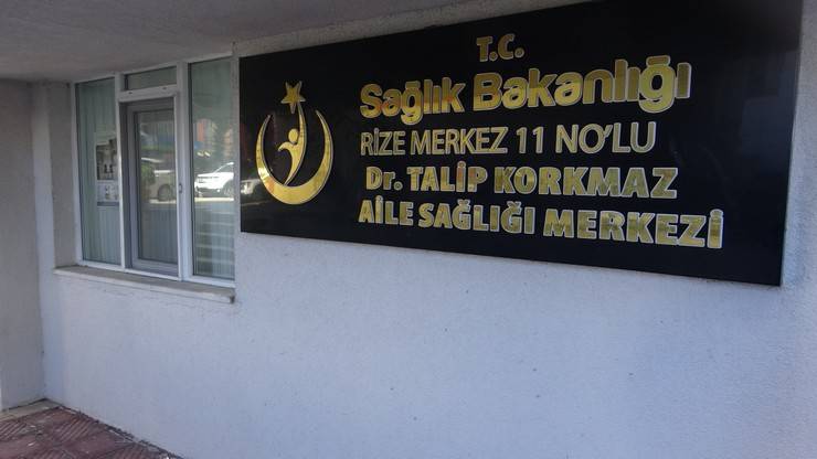 Rize'de babasının adını taşıyan aile sağlığı merkezinde hekim oldu 1