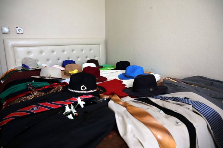 Rize'de 'Bay Foter’in tarzı renkli, sözü özlü 2