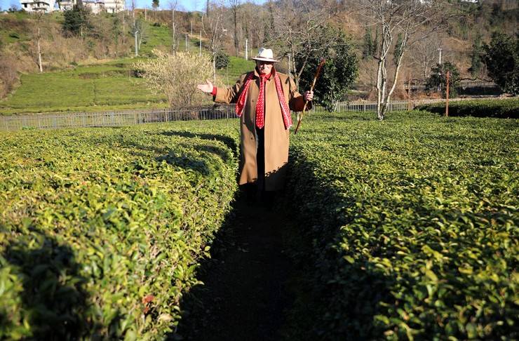 Rize'de 'Bay Foter’in tarzı renkli, sözü özlü 8