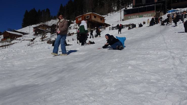 Ayder’de, kar festivali kayakla başladı 7