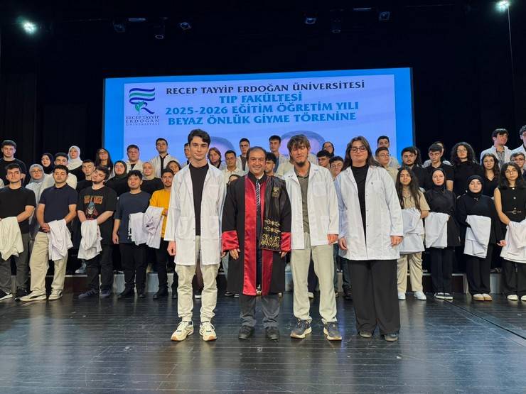 RTEÜ Tıp Fakültesi Öğrencileri Beyaz Önlük Giyme Heyecanı Yaşadı 34