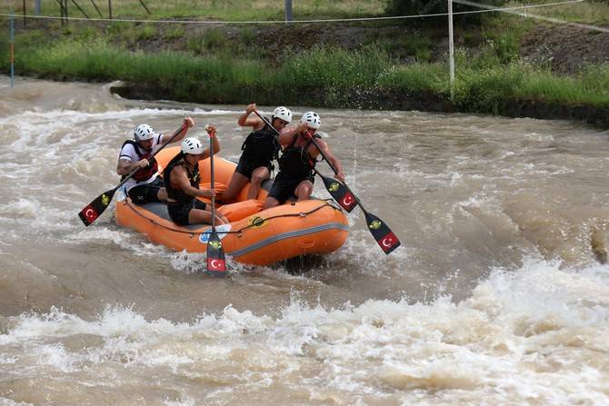 Fırtına Deresi'ndeki zorlu parkurda Dünya Şampiyonası'na hazırlanıyorlar 13