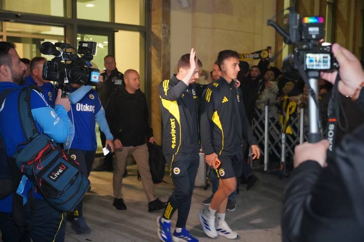 Fenerbahçe’ye Rize’de coşkulu karşılama 10