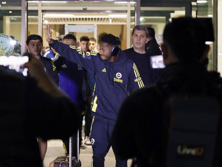 Fenerbahçe’ye Rize’de coşkulu karşılama 21