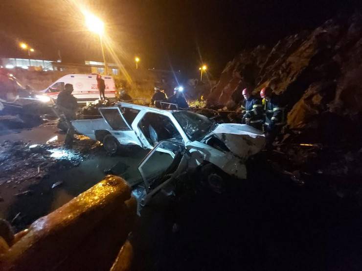 Rize'de otobüs terminali inşaat alanına düşen kamyonetin sürücüsü hayatını kaybetti 1