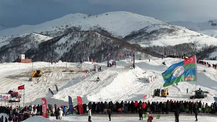 Rize'de adrenalin sis deniziyle buluştu, ortaya görsel şölen çıktı 17