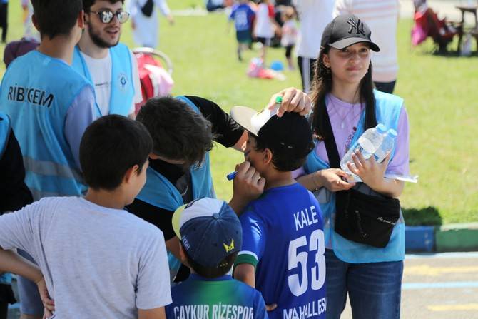 Rize Belediyesi Mahalleler Çocuk Futbol Turnuvası ve Şöleni Tamamlandı 19