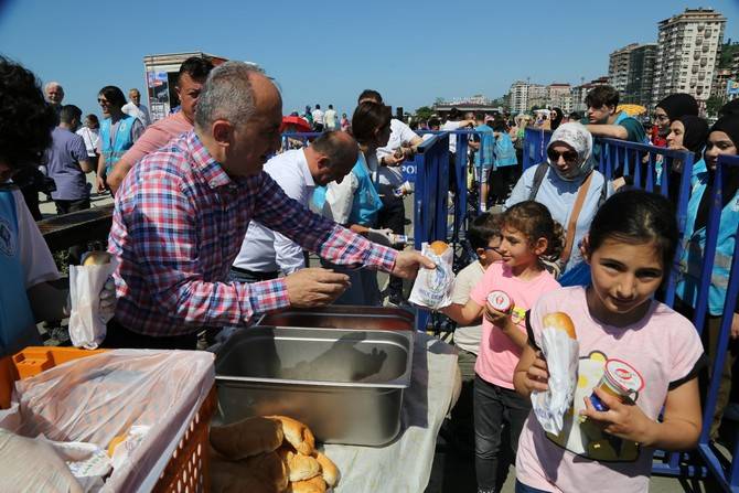 Rize Belediyesi Mahalleler Çocuk Futbol Turnuvası ve Şöleni Tamamlandı 32