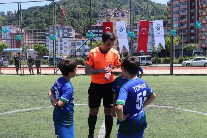 Rize Belediyesi Mahalleler Çocuk Futbol Turnuvası ve Şöleni Tamamlandı 7
