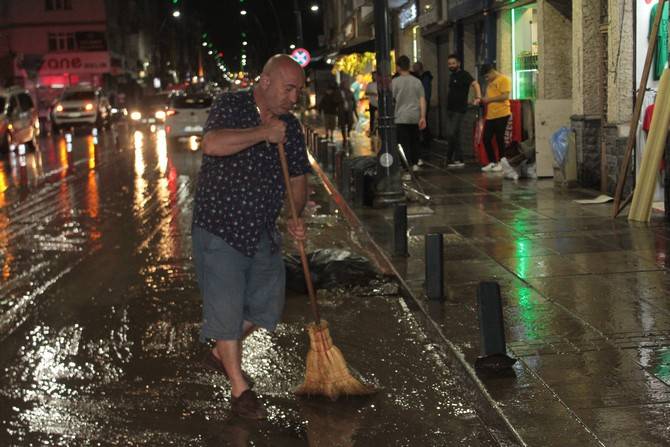 Ordu'da sel: Cadde ve sokaklar göle döndü 17
