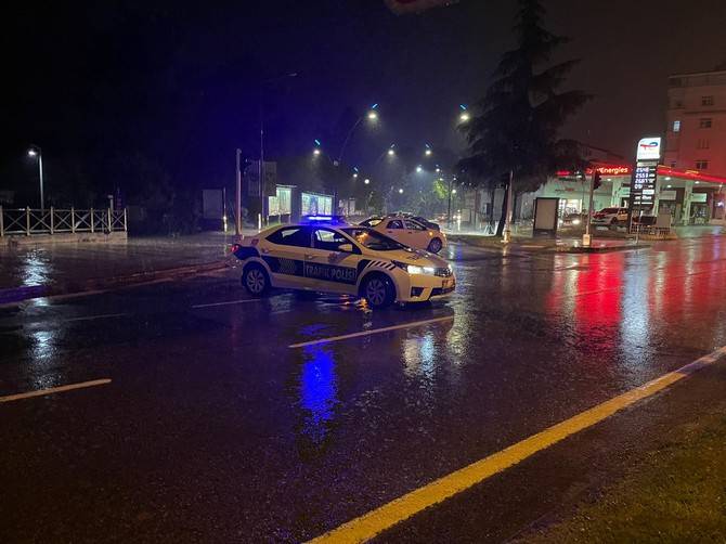 Ordu'da sel: Cadde ve sokaklar göle döndü 21