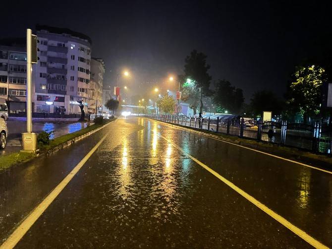 Ordu'da sel: Cadde ve sokaklar göle döndü 25