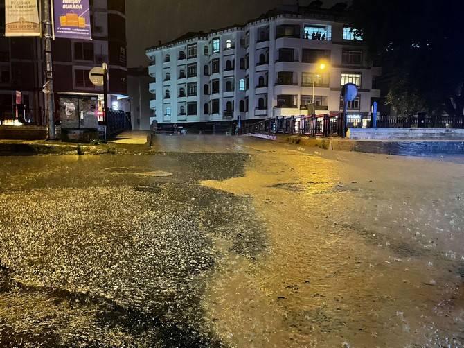 Ordu'da sel: Cadde ve sokaklar göle döndü 28