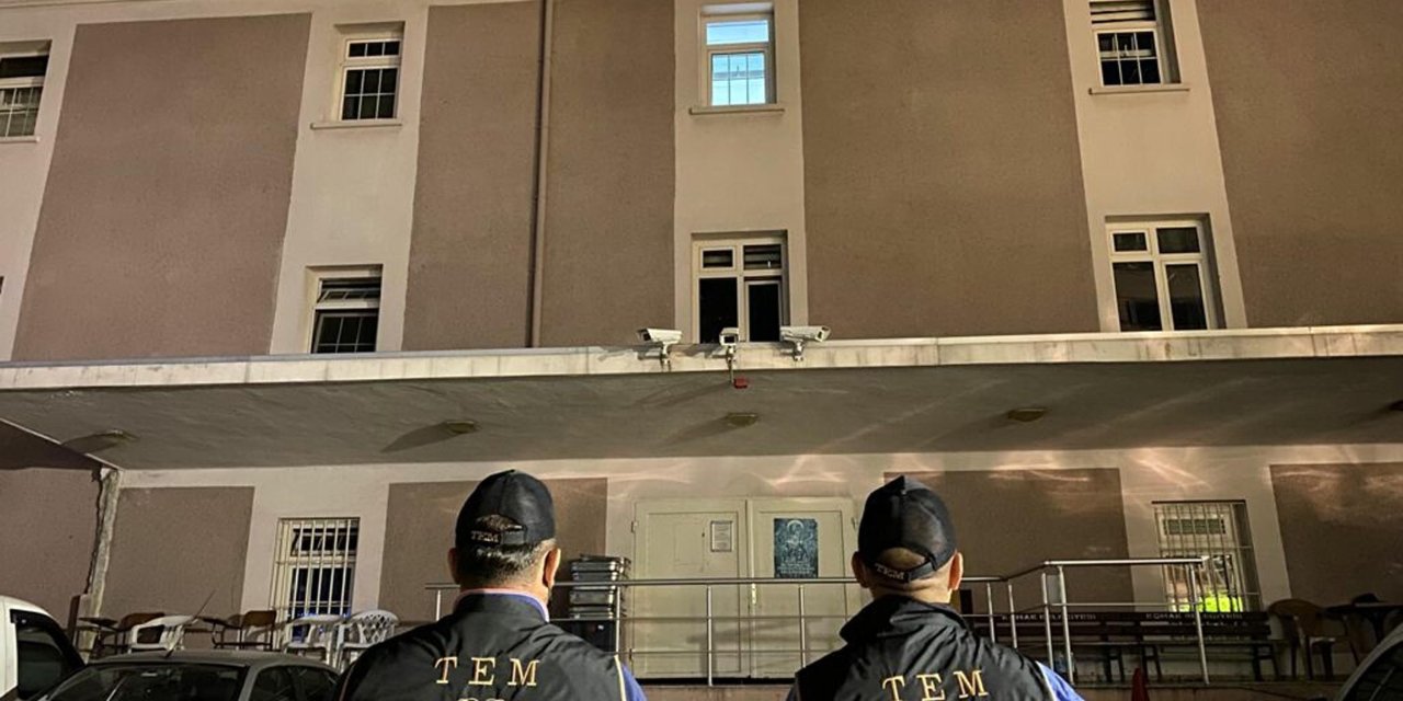 Fetö'nün Tsk Yapılanmasına Operasyon; 9 Gözaltı