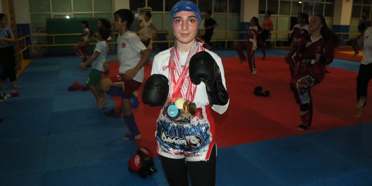 Okulda Maruz Kaldığı Zorbalığa Karşı Başladığı Sporda Dünya Üçüncüsü Oldu