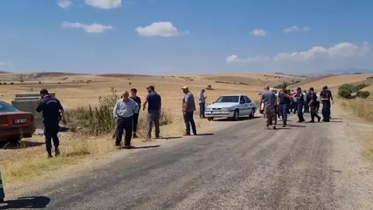 Kırıkkale'de 'tarla sulama' kavgasında; baba, oğul ve torunun öldürüldüğü olayın sanıkları hakim karşısına çıktı