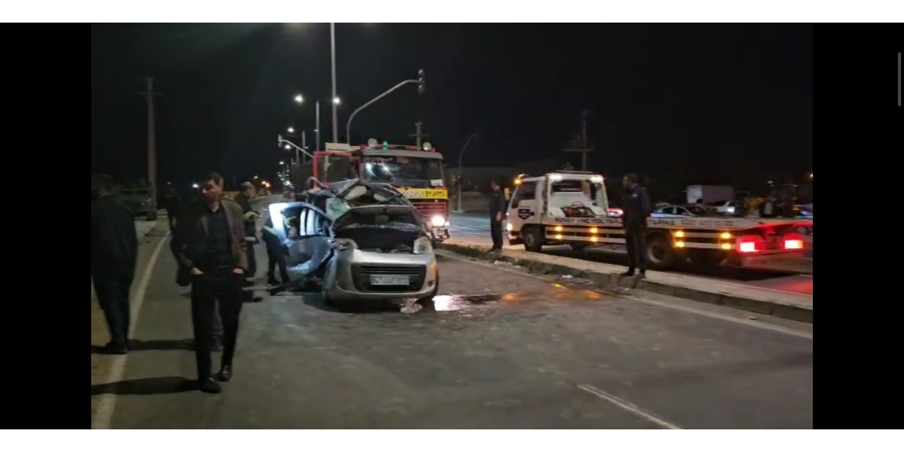 Kırmızı ışıkta geçen TIR, hafif ticari araçla çarpıştı: Aynı aileden 6 kişi yaralandı