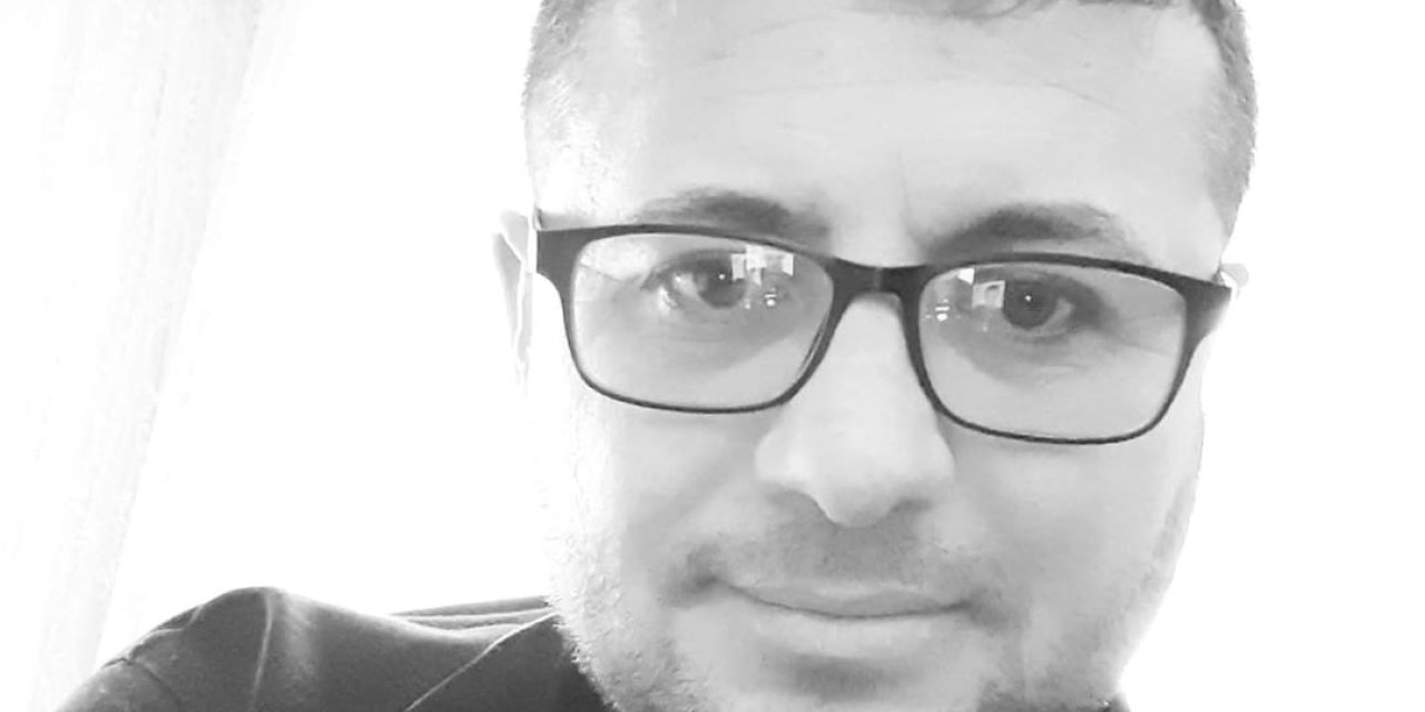 Park halindeki minibüste ölü bulundu