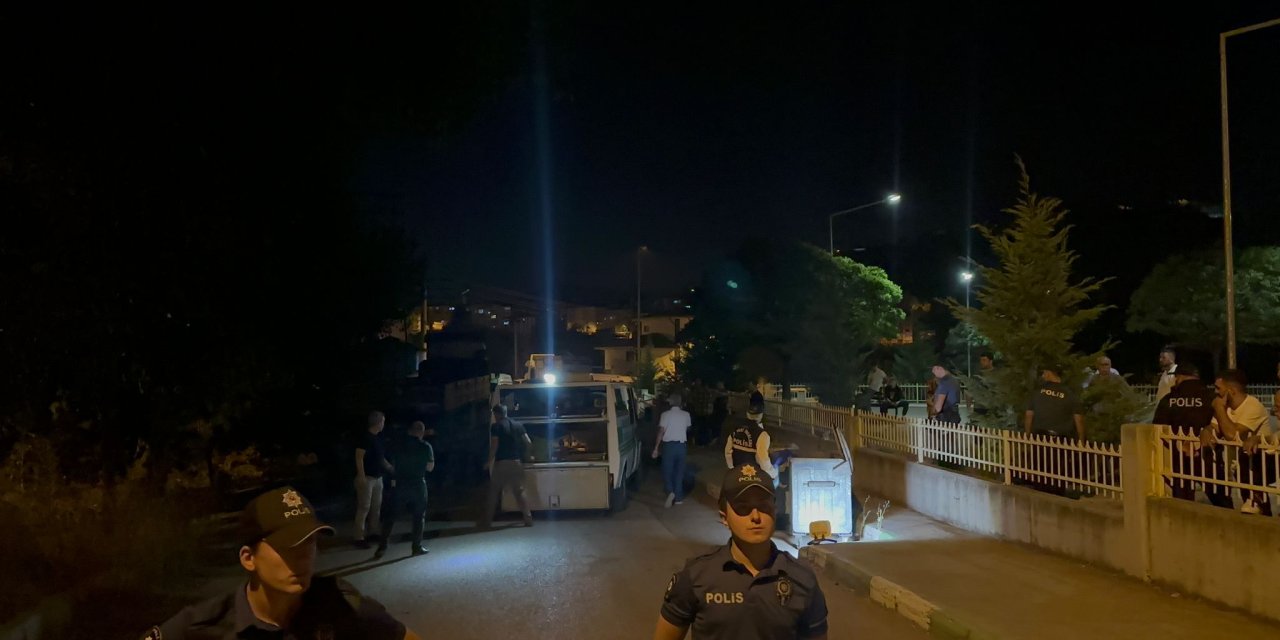 Eşi Ve Kayınvalidesini Öldürüp İntihar Etmişti; Cinayetle İlgili Paylaşımları Ortaya Çıktı