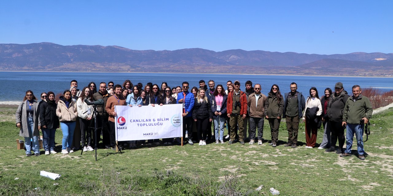 Makü’lü Öğrenciler, Limnoloji Dersini Göl Kenarında İşledi