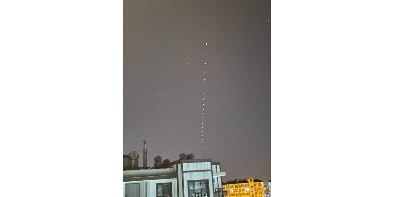 Starlink Uydusu Adana Semalarında Görüntülendi