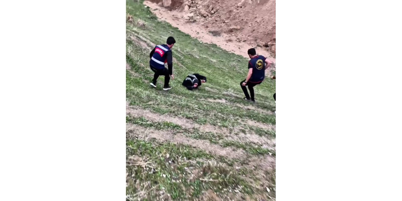 223 yıl hapisle aranan firari, çobanlık yaparak saklanmış