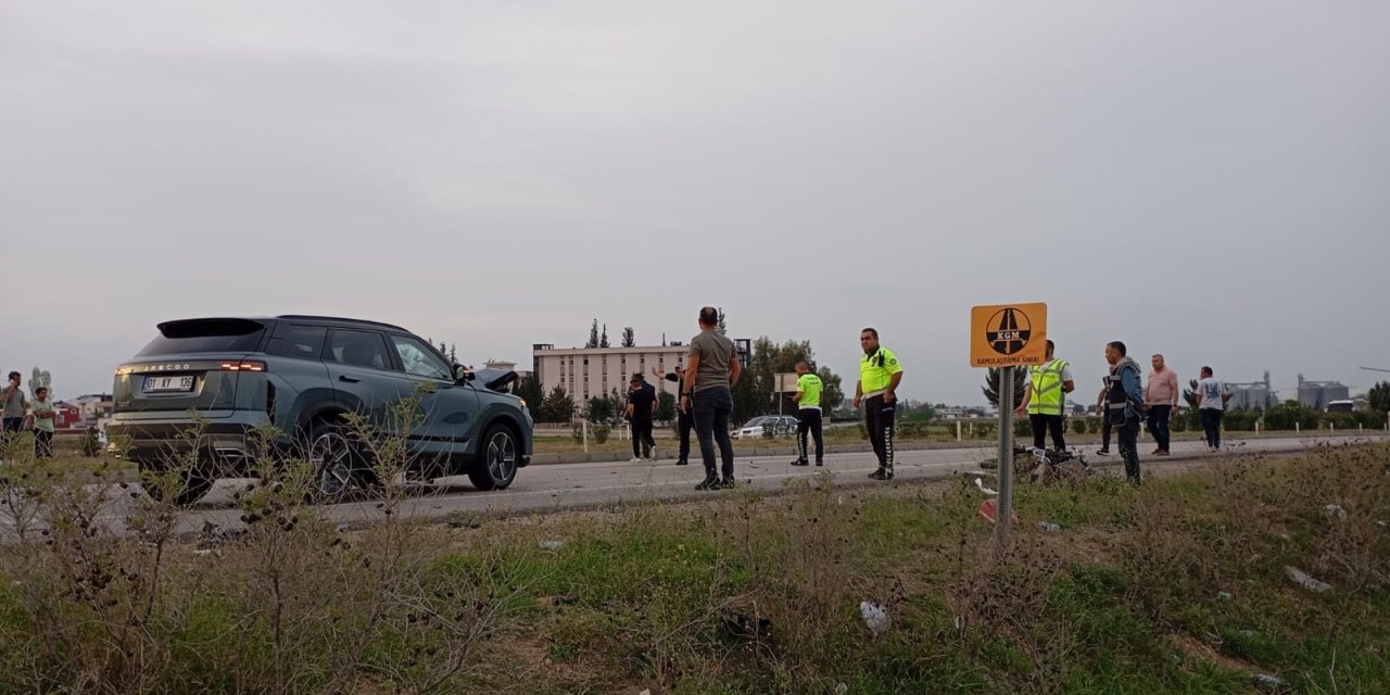 Adana'da cip ile motosiklet çarpıştı; 2 yaralı