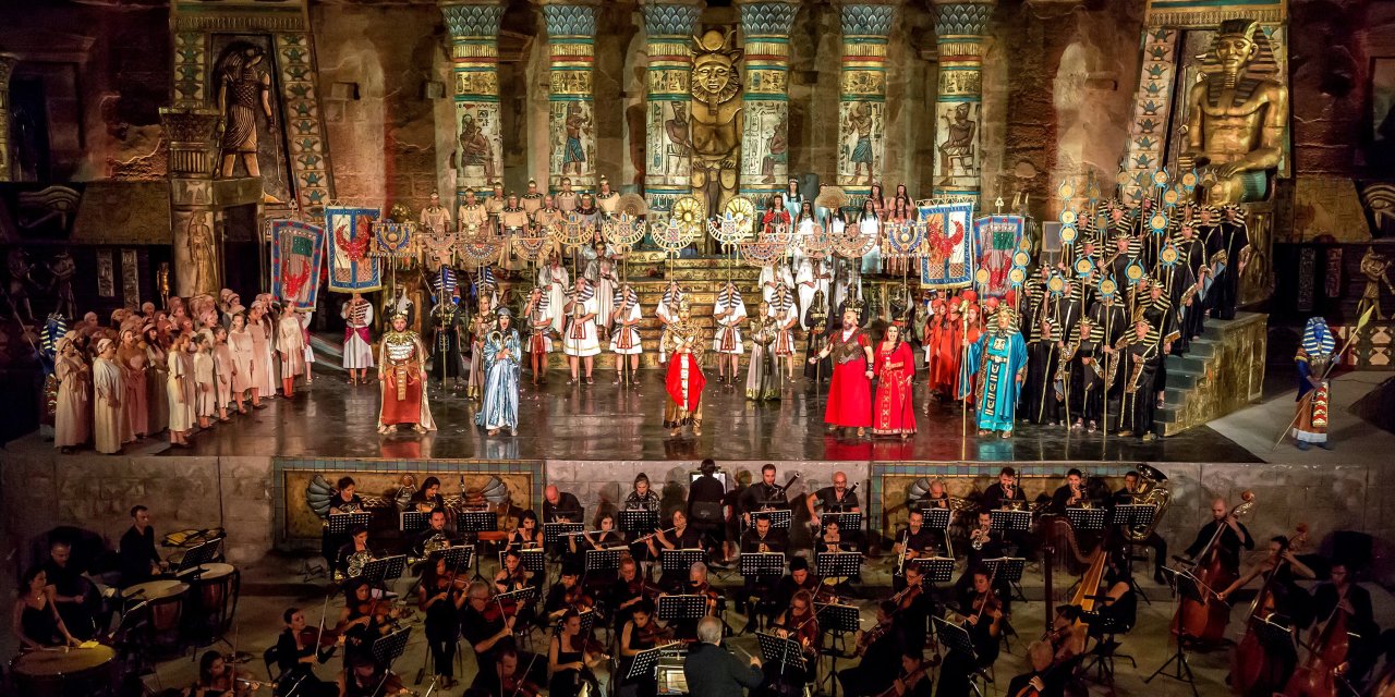 'Uluslararası Aspendos Opera Ve Bale Festivali', 'Aida' İle Başladı