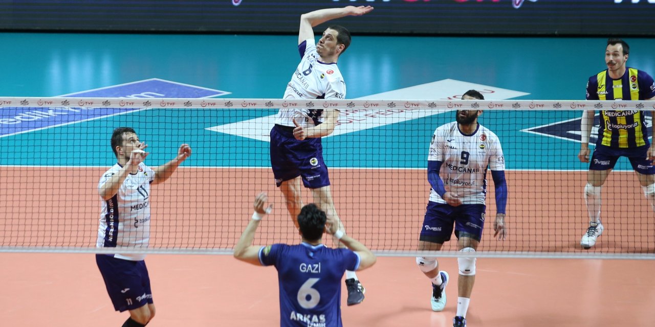 Fenerbahçe Medicana, Efeler Ligi'ni 3'üncü tamamladı