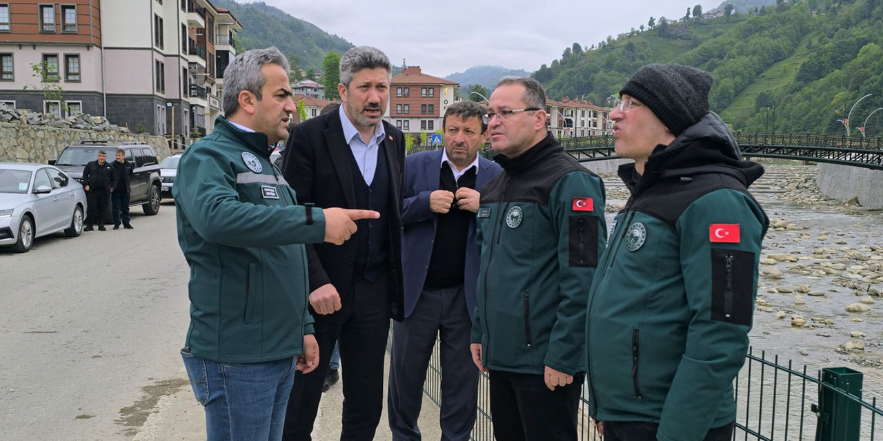 Güneysu'da Kalkınma Hamlesi: Başkan Özer Projeleri Yerinde İnceledi