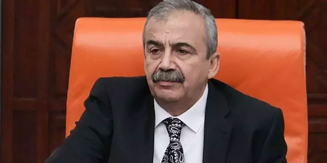 Sırrı Süreyya Önder hayatını kaybetti