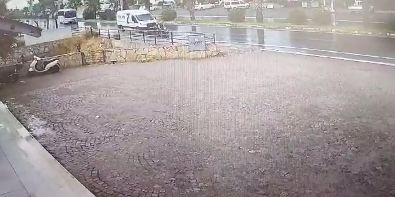 Bodrum'da, Midibüs Dere Yatağına Uçtu; 23 İşçi Yaralı (2)