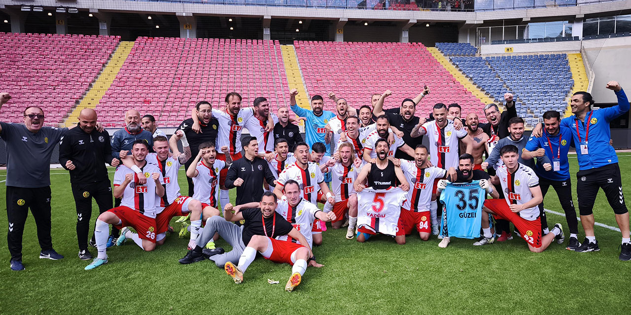 Es-Es yeniden profesyonel ligde