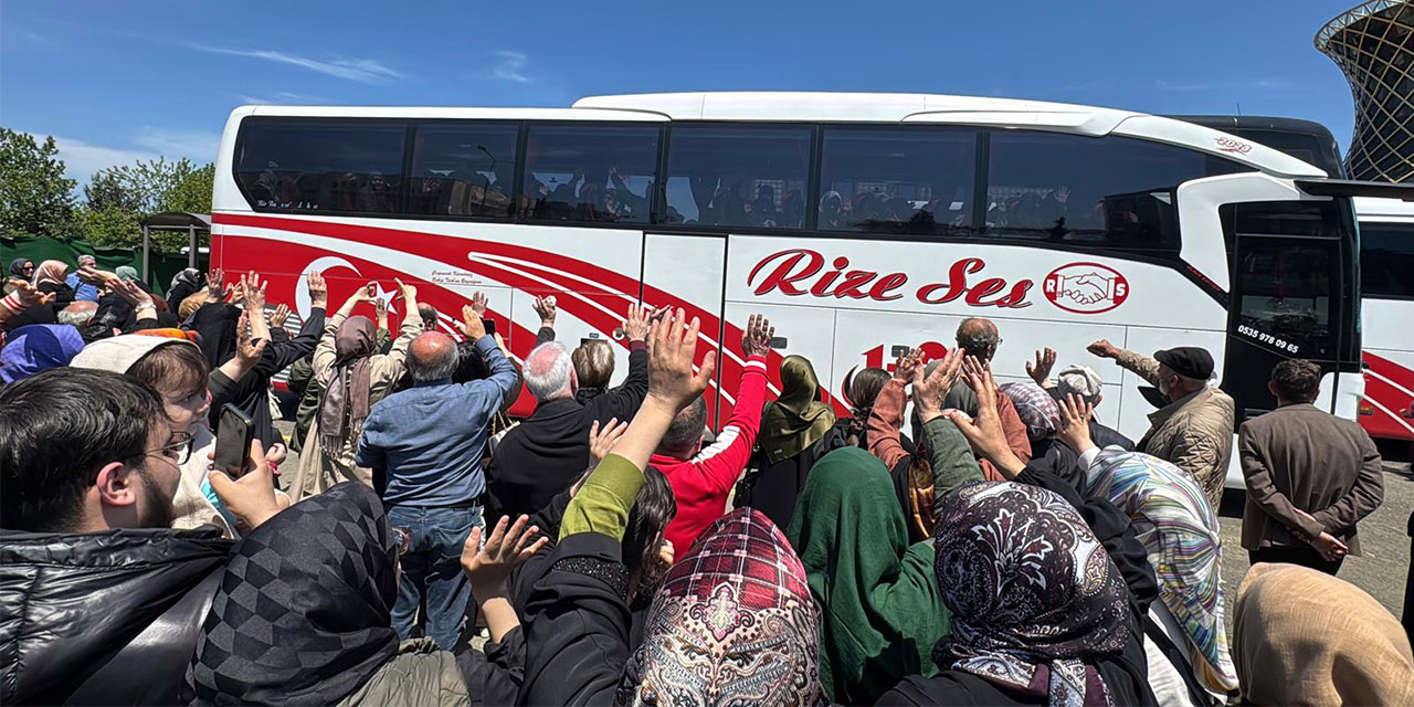 Rize’den 248 kişilik hac kafilesi dualarla kutsal topraklara uğurlandı