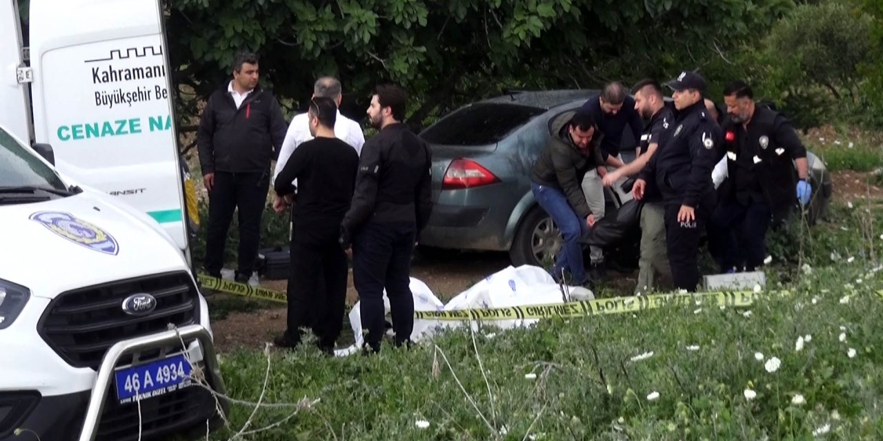 Otomobilinde tüfekle öldürülmüş halde bulundu