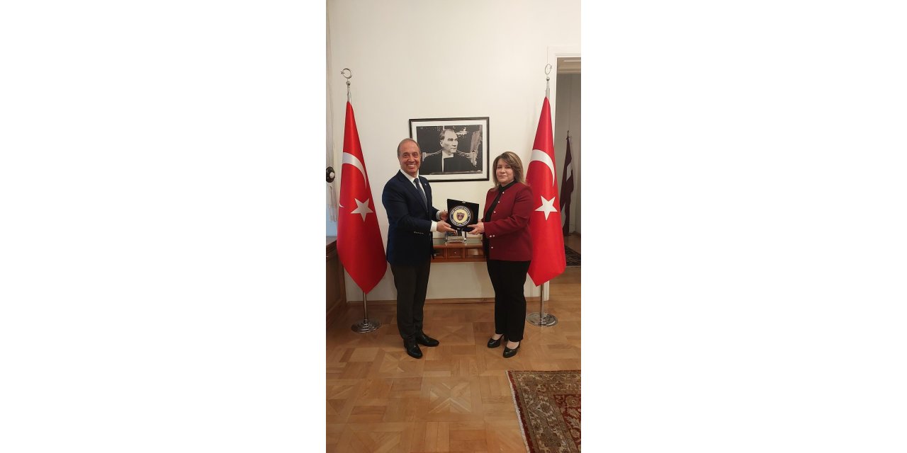 Deniz Kuvvetleri Komutanı Oramiral Tatlıoğlu, Avrupa Deniz Kuvvetleri Komutanları Toplantısı’na katıldı