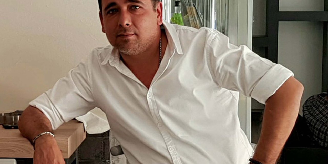 Otomobile çarpan motosikletin sürücüsü öldü; kaza kamerada