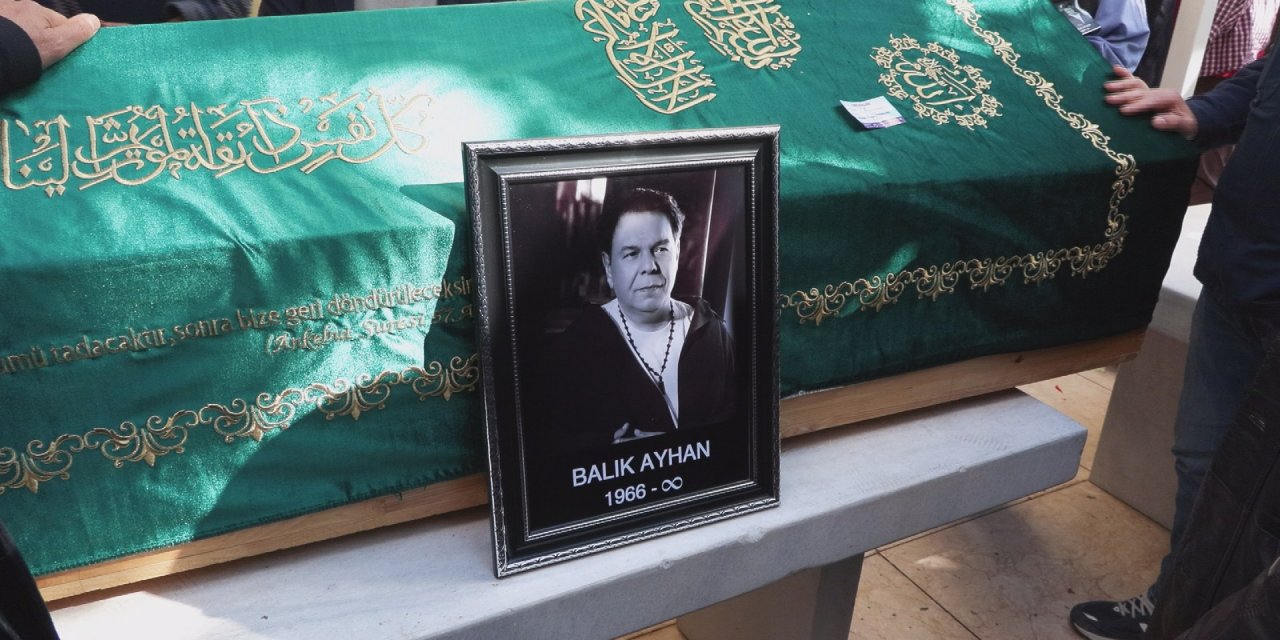 İstanbul - Balık Ayhan son yolculuğuna uğurlandı
