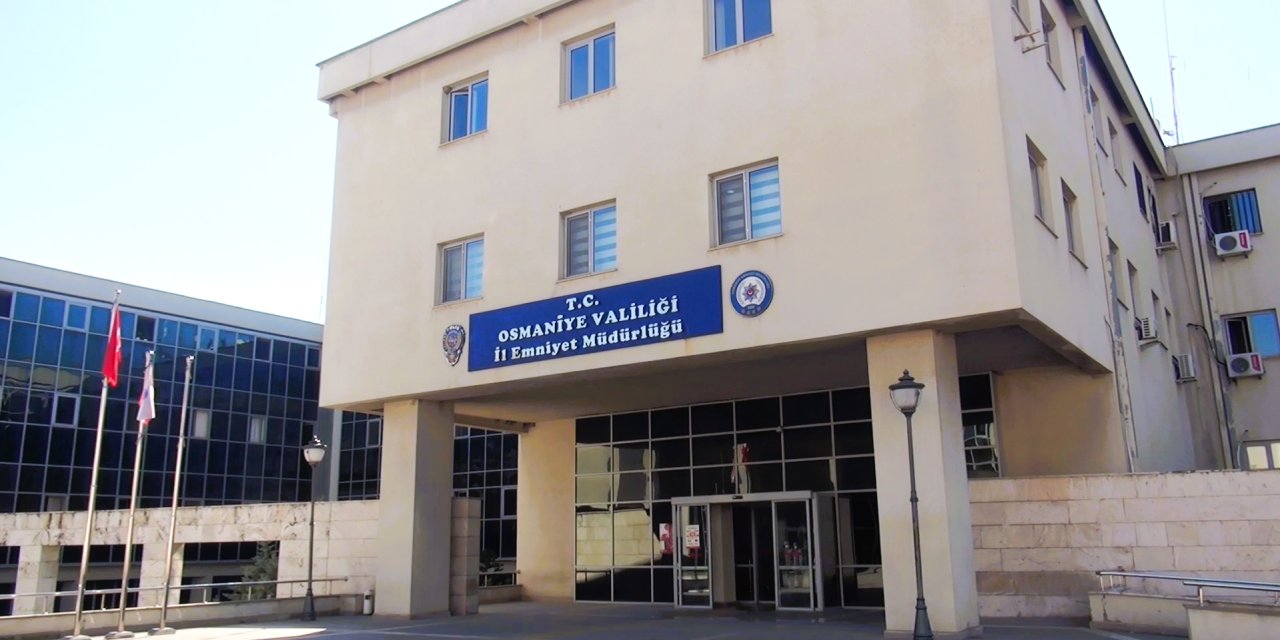 Annesini dövüp, boğan şüpheli tutuklandı