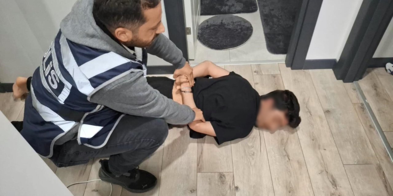 Bursa merkezli 5 ilde, kendilerini avukat olarak tanıtıp dolandıranlara operasyon; 18 gözaltı