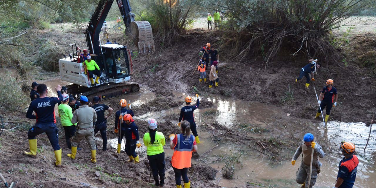 Selde Kaybolan Asel'in Annesi: Elimden Kayıp Gitti (4)