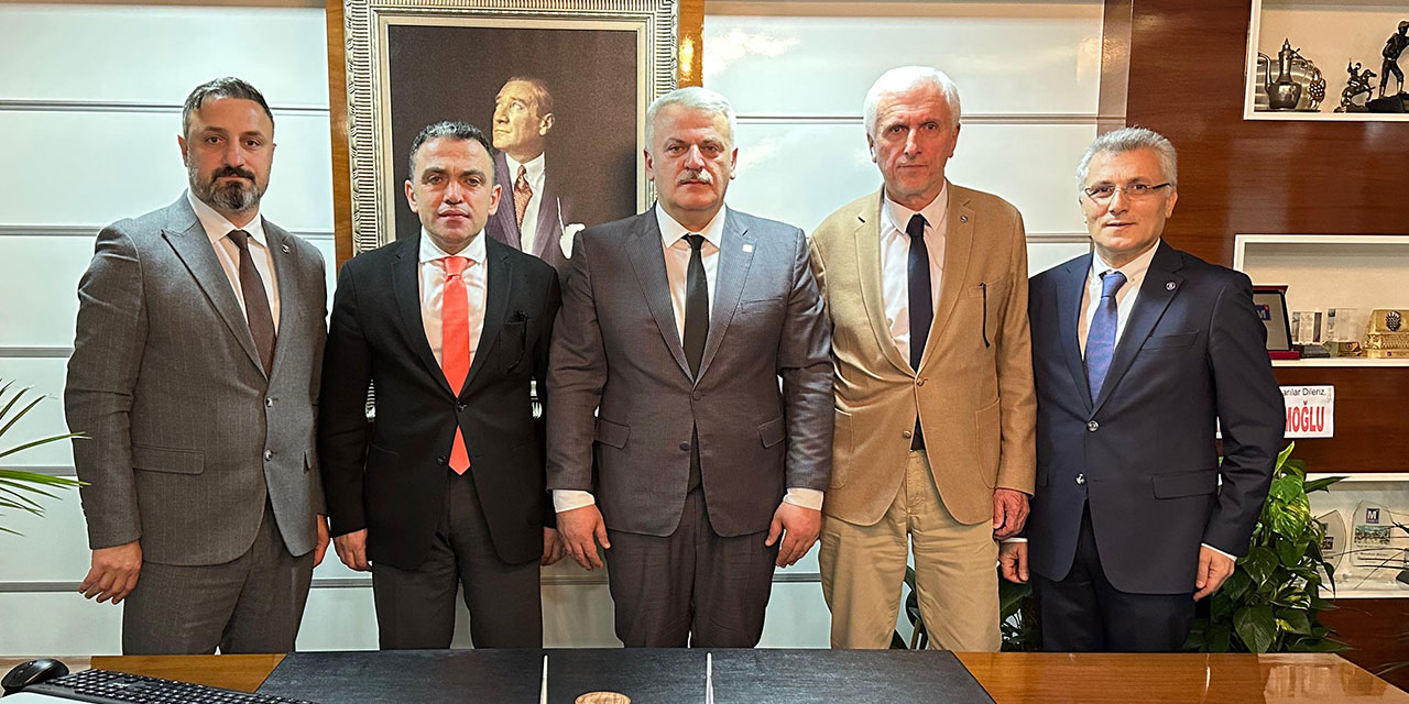 Rize SMMMO'da Yeni Dönem: Başkan Kulaksız Göreve Başladı