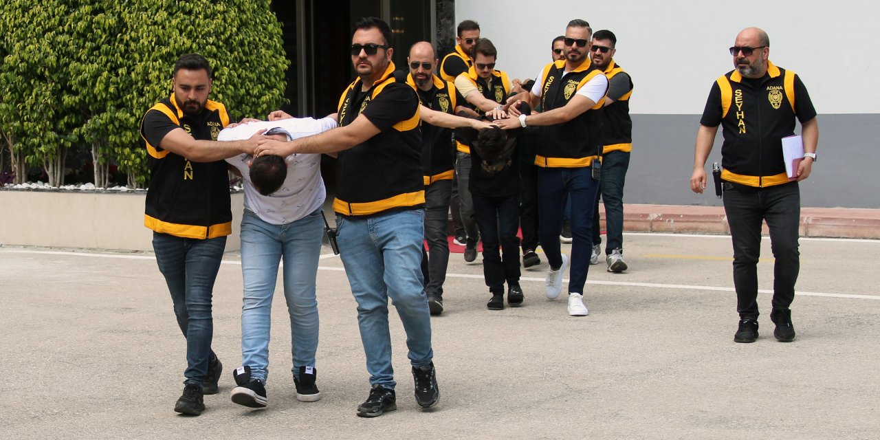 İş insanı, sevgili tuzağıyla dövülüp, parası gasbedildi